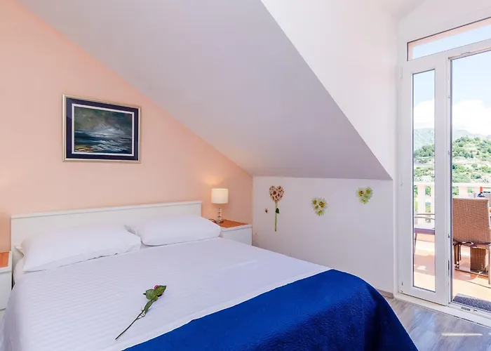 Avdic Apartamento *